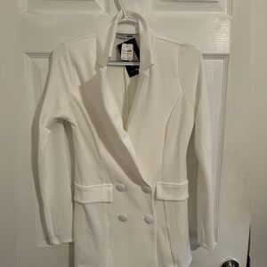 White Slim Fit Women’s Suit